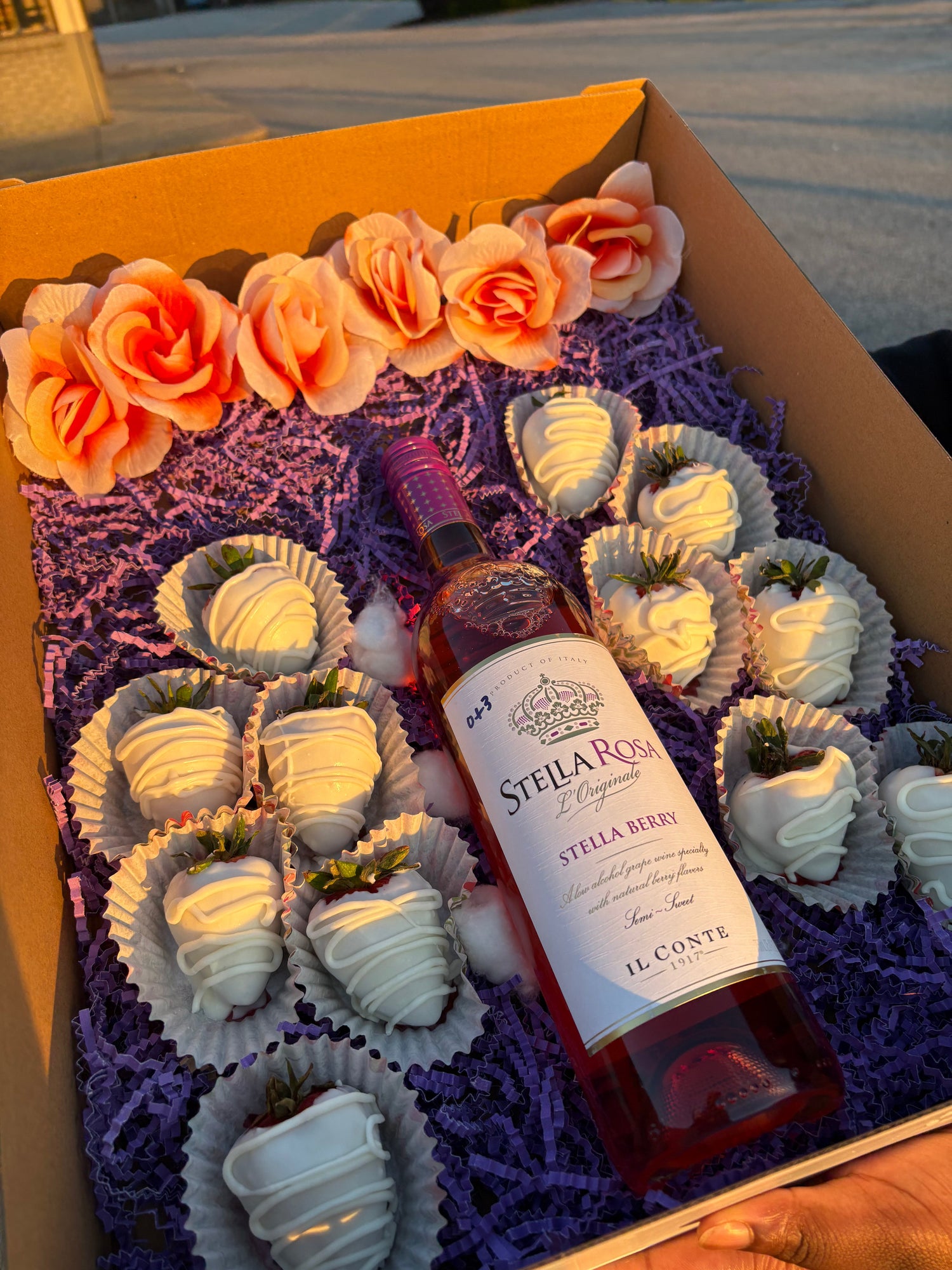 Wine & Chocolate Covered Strawberry Gift Boxes